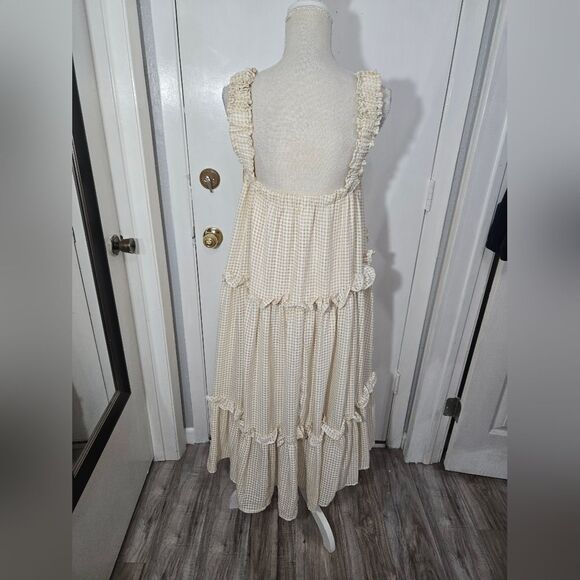 Mable Gingham Tan Beige White Sz SM Tiered Dress High Low - Picture 5 of 9